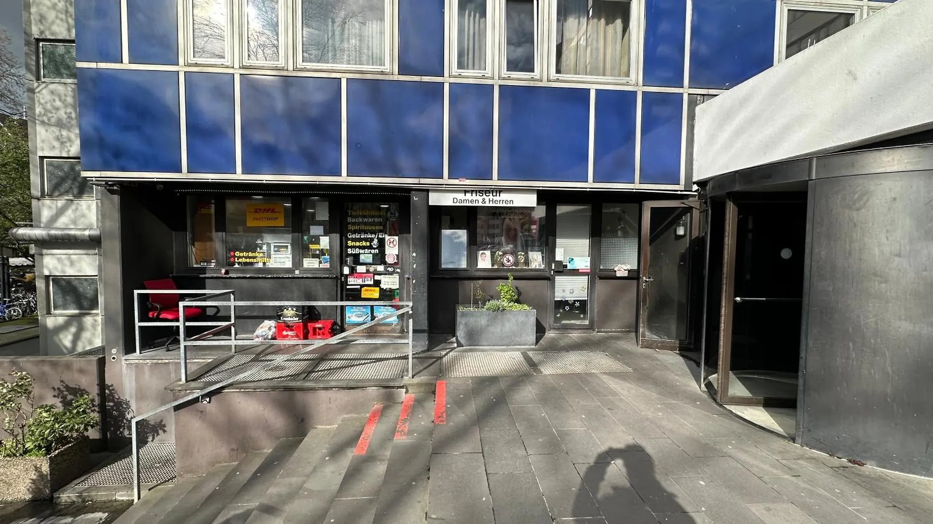 Apartment Domspitzen-Blick, Cooles 2 Zimmer Apt Mit Indoor-Swimmingpool Auf Dem Dach, Kueche Und Smart-Tv Cologne