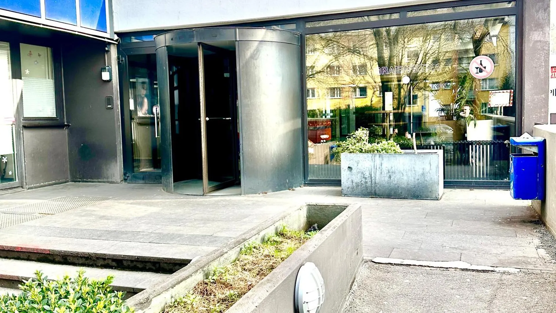 Domspitzen-Blick, Cooles 2 Zimmer Apt Mit Indoor-Swimmingpool Auf Dem Dach, Kueche Und Smart-Tv Cologne Apartment
